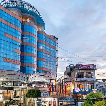 Airport Hotel Kathmandu Bagian luar foto