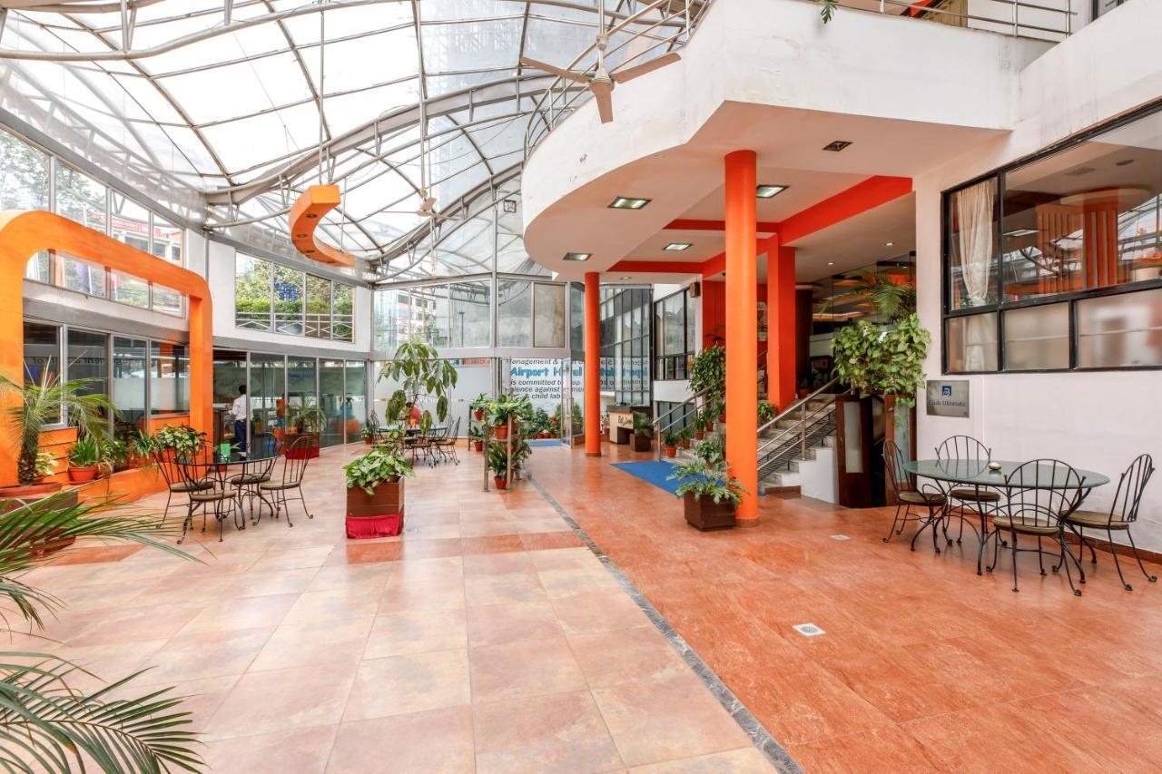 Airport Hotel Kathmandu Bagian luar foto